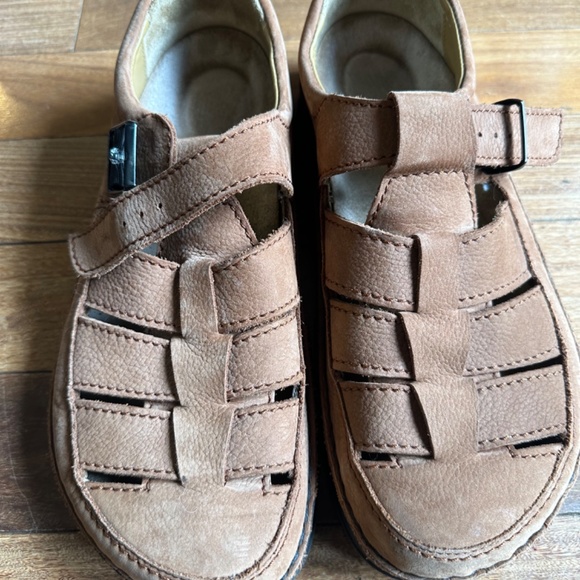 3 pair of Men’s Birkenstock ($55 each or $100 for all 3) - Picture 9 of 13
